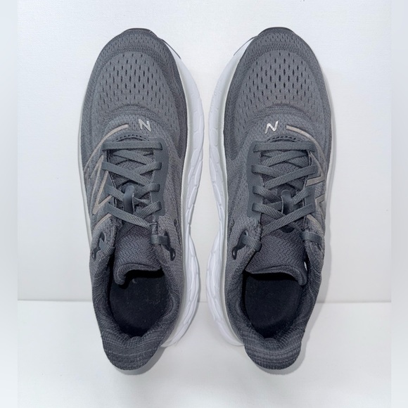 NEW BALANCE FRESH FOAM X MORE V4 UNISEX W-10. M-8.5 - Picture 4 of 9